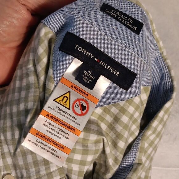 Tommy Hilfiger Classic Fit Green Checkered Button Down Shirt - Picture 7 of 8